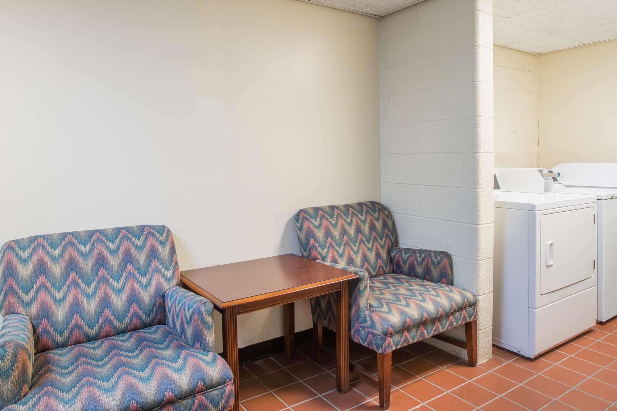 Red Roof Inn Leesburg, Va Ngoại thất bức ảnh